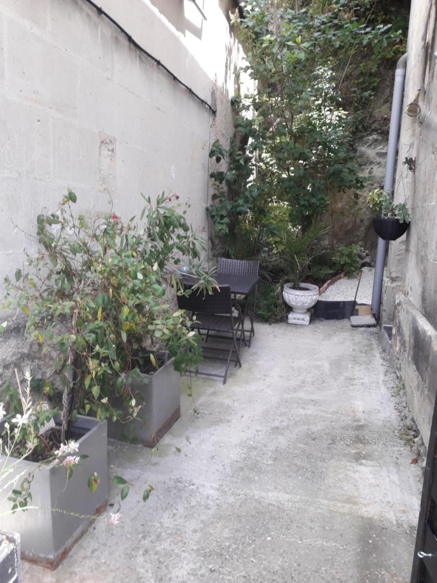 appartement complet 11 la roche racan 37370 - Housity