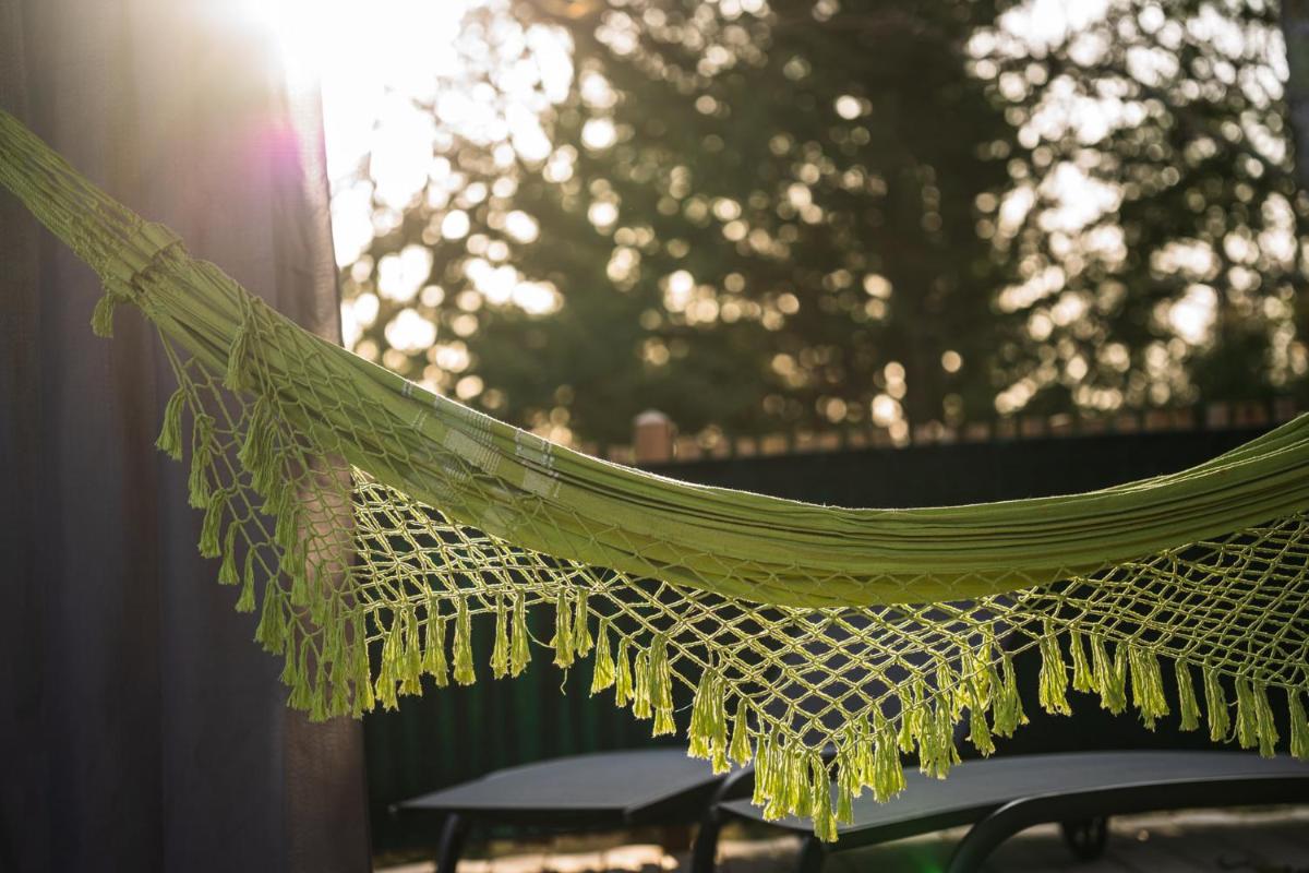 Suitetrails - Charmante Cabane dans les arbres avec jacuzzi et sauna