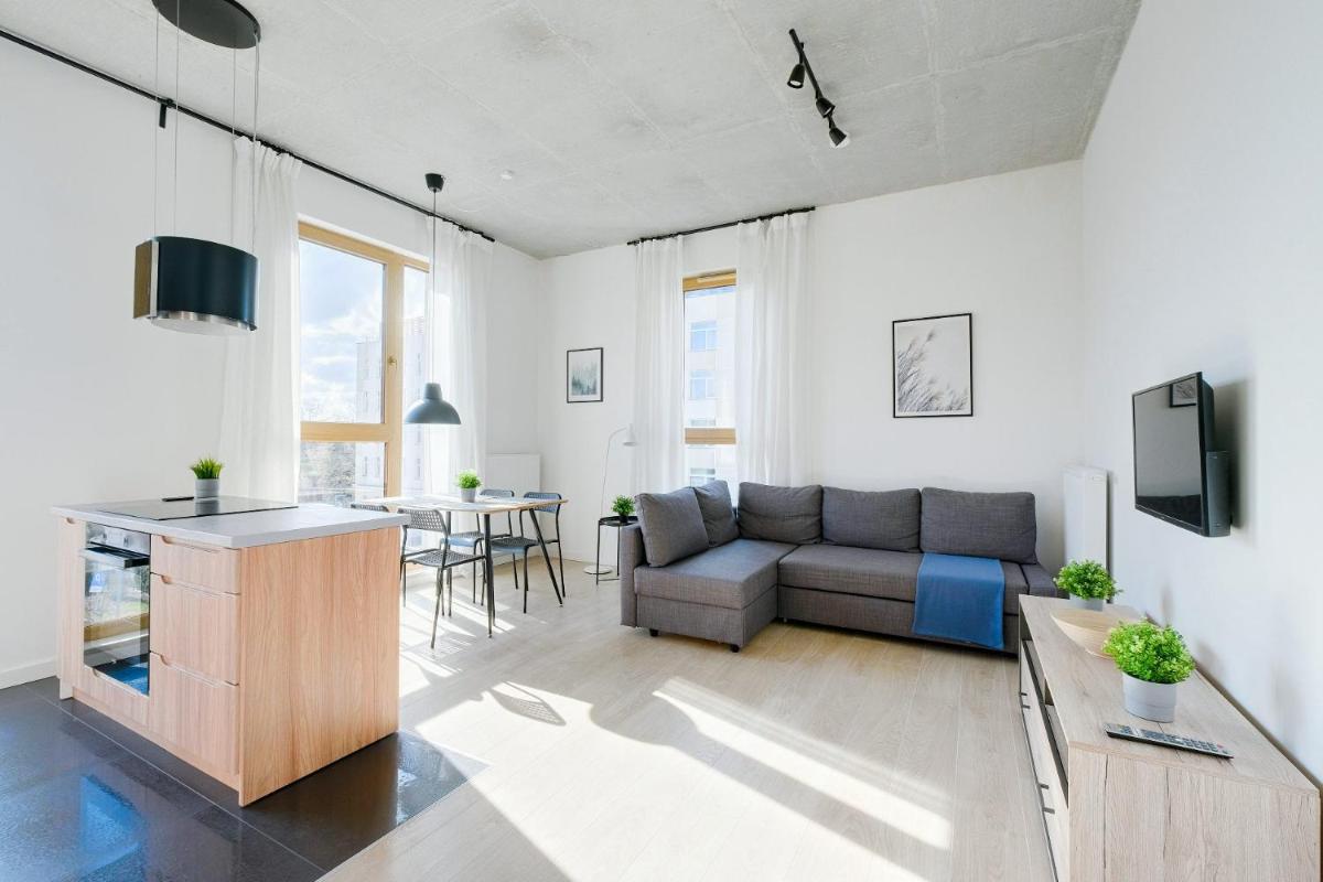Apartamenty Patriotów 303 - Housity