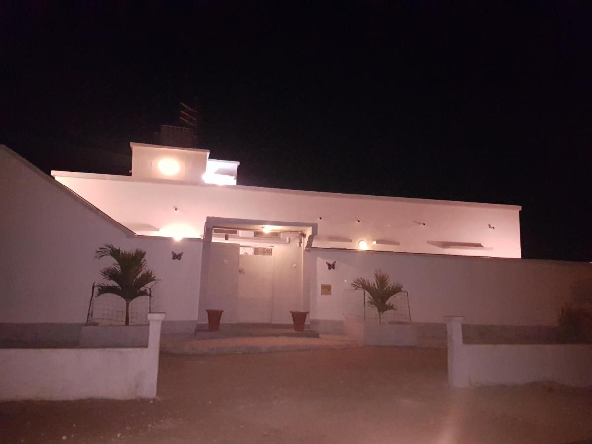 Villa JAJA Piscine-Climatisation - Housity
