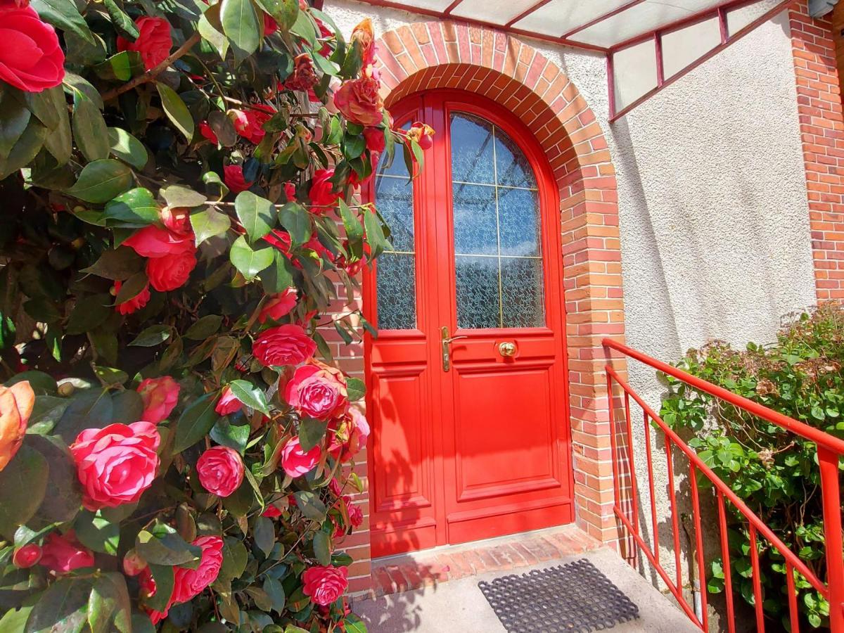 Gîte Montigné-le-Brillant, 3 pièces, 4 personnes - FR-1-600-80 - Housity