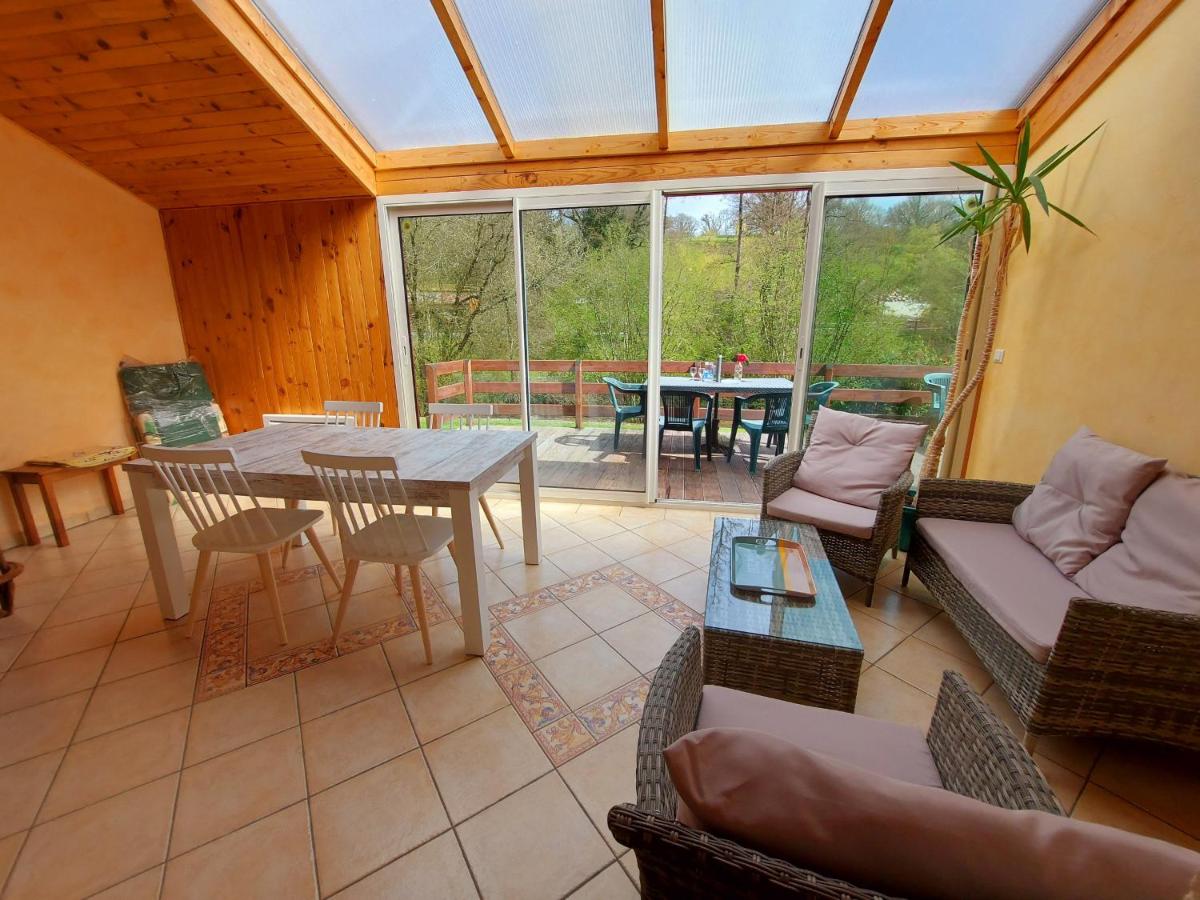 Gîte Montigné-le-Brillant, 3 pièces, 4 personnes - FR-1-600-80 - Housity