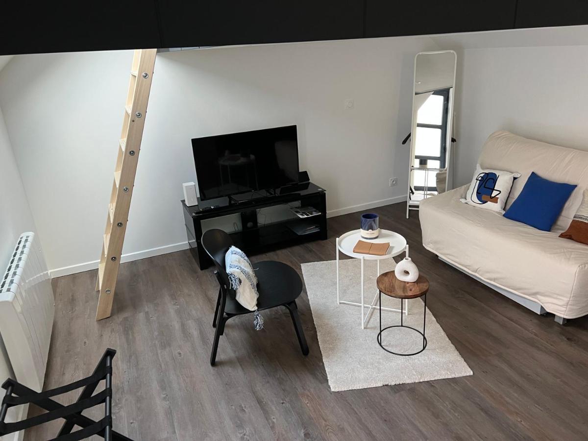 Au petit Oia - Housity