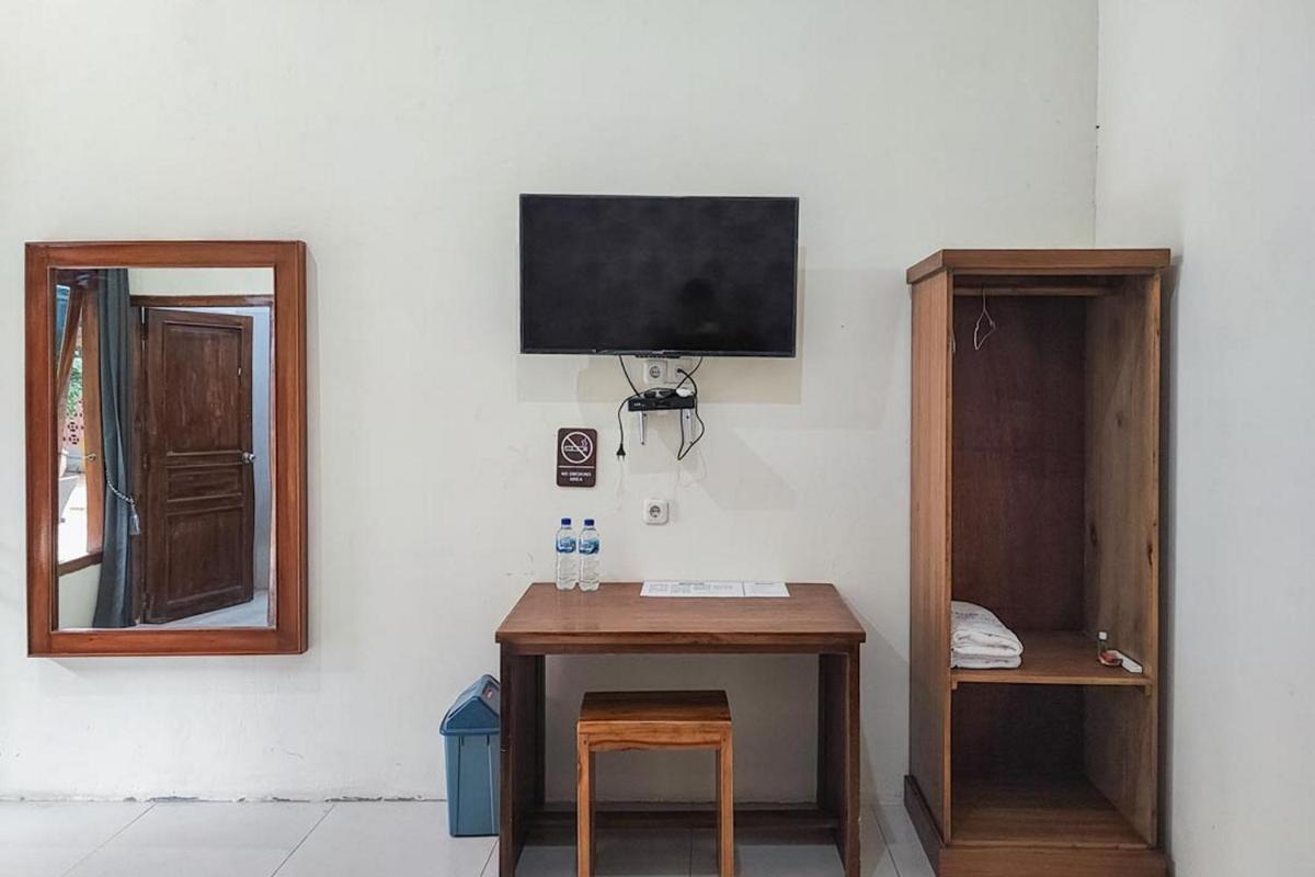 Suitetrails - RedDoorz at Tanakatto Homestay Waikabubak