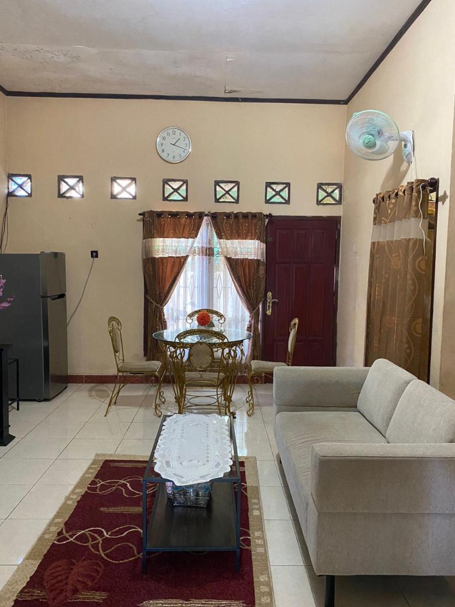 Fortuna Homestay - Housity