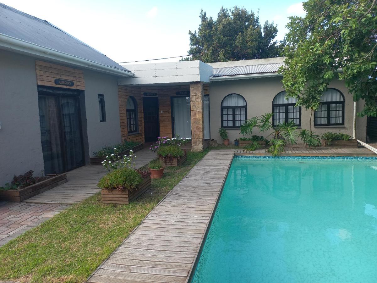 BARRY MICASA SELF CATERING ACCOMMODATION - Housity