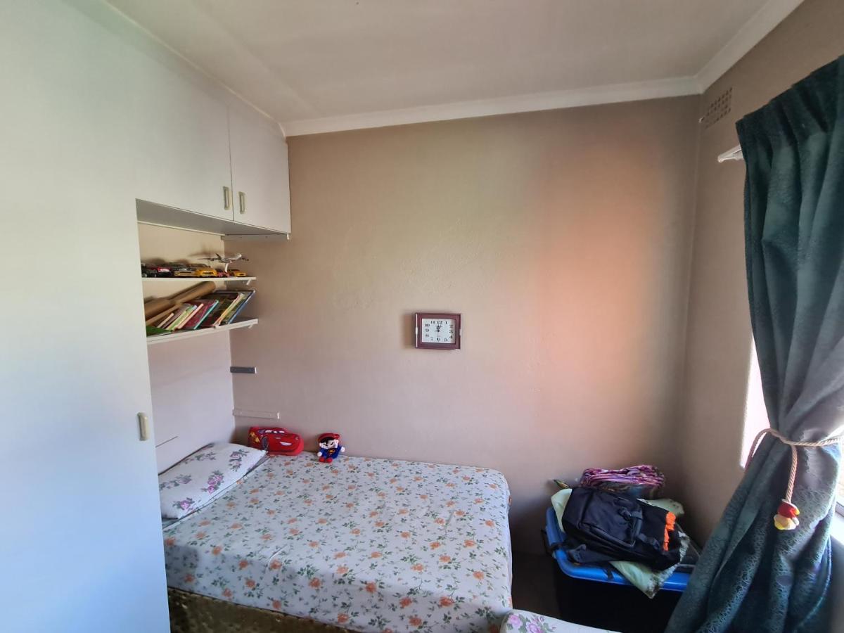 imran's guest house - Housity