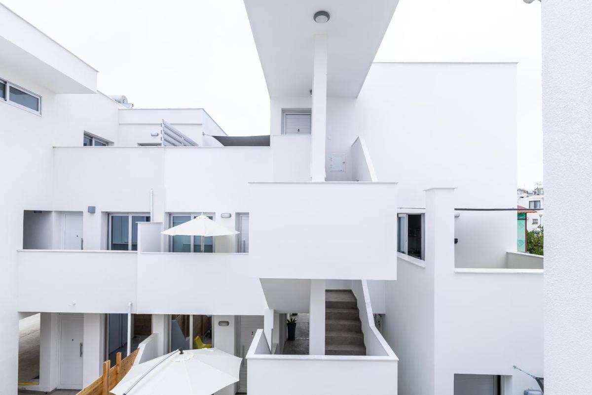 Suitetrails - Spiros Luxury Apartments