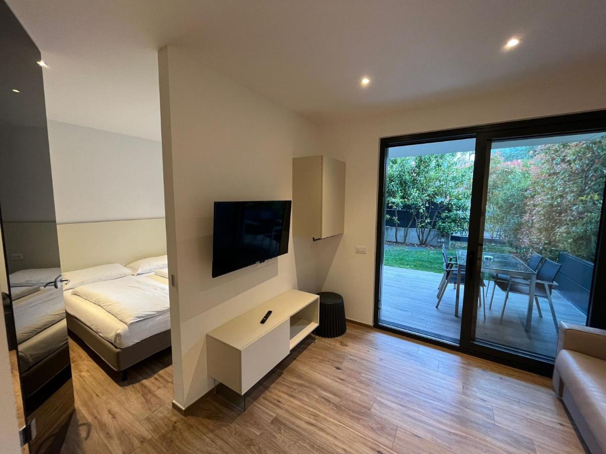 Riva Lake Lodge - Housity