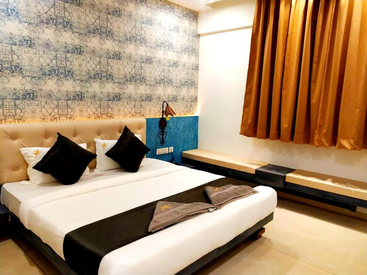 hotelmalghotras - Housity