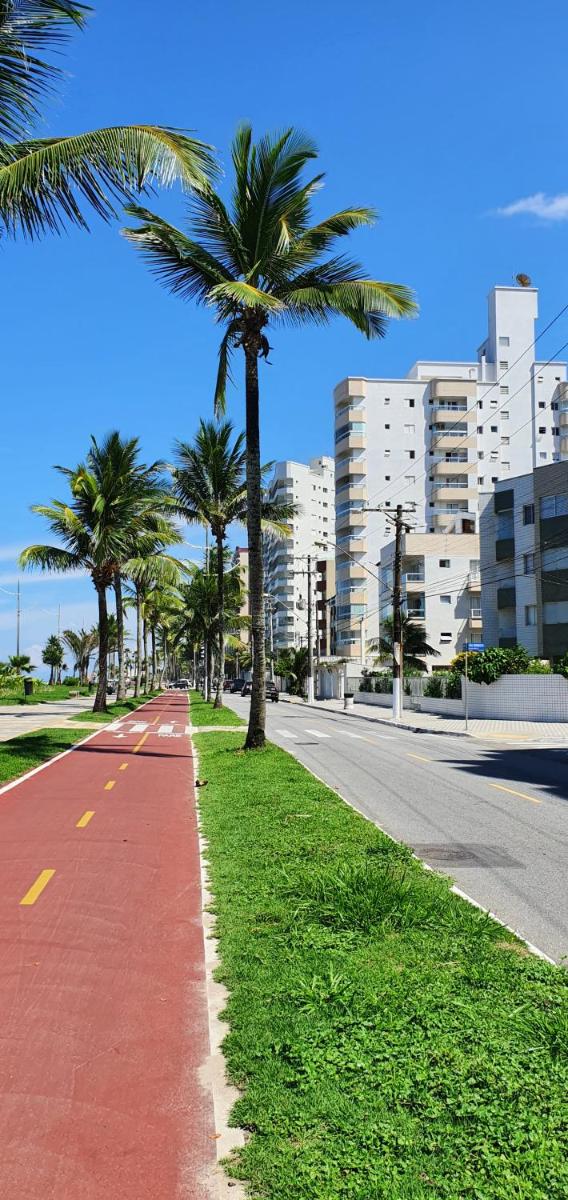 Apartamento na Praia - Housity