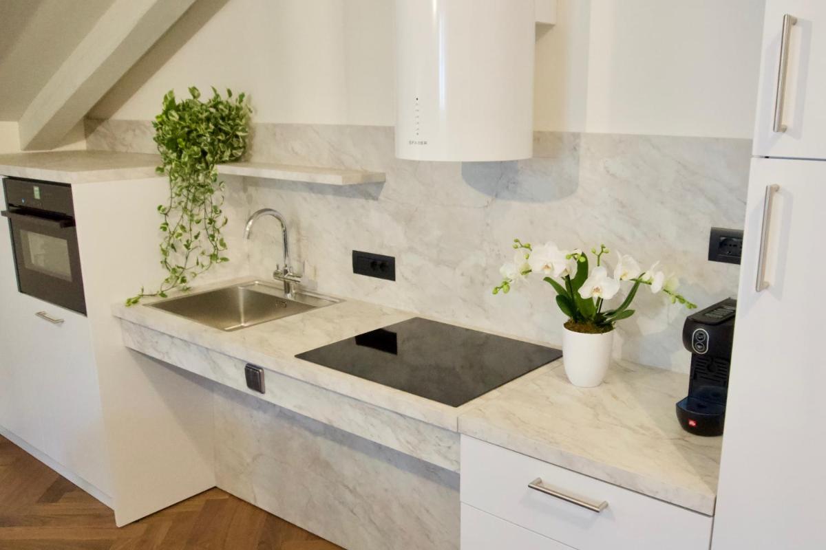 Casa Romano Suites - Housity