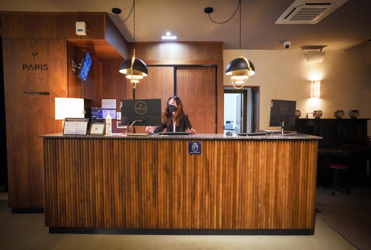 Clientes alojados en ARVA Spa París
