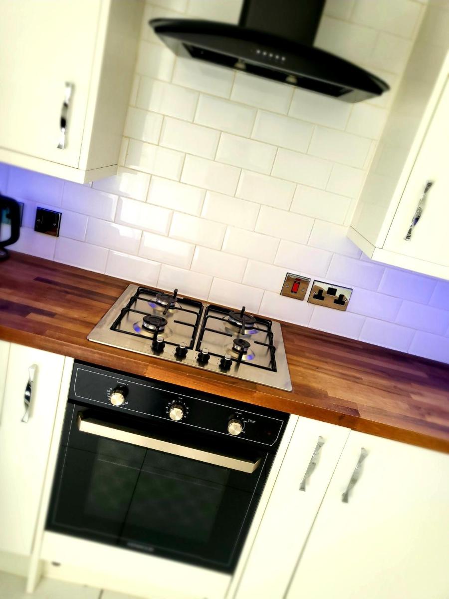 Luxurious 2 bed house (sleeps 4) Close to Leeds City Centre - Hizvo