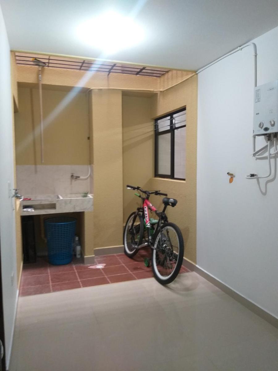 La Comunita-Cinema Hostel - Housity