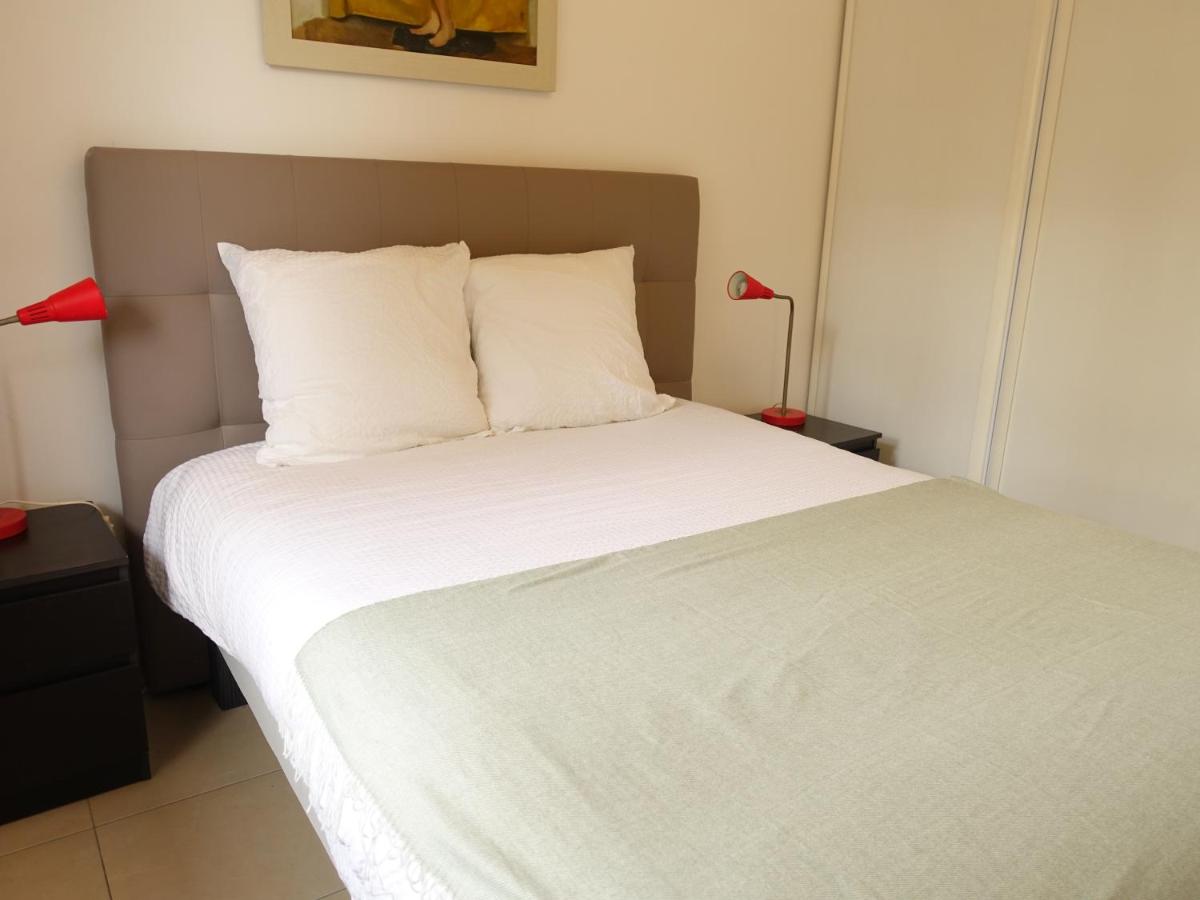 Lovely Appartement with Balcony 5min train station - Housity