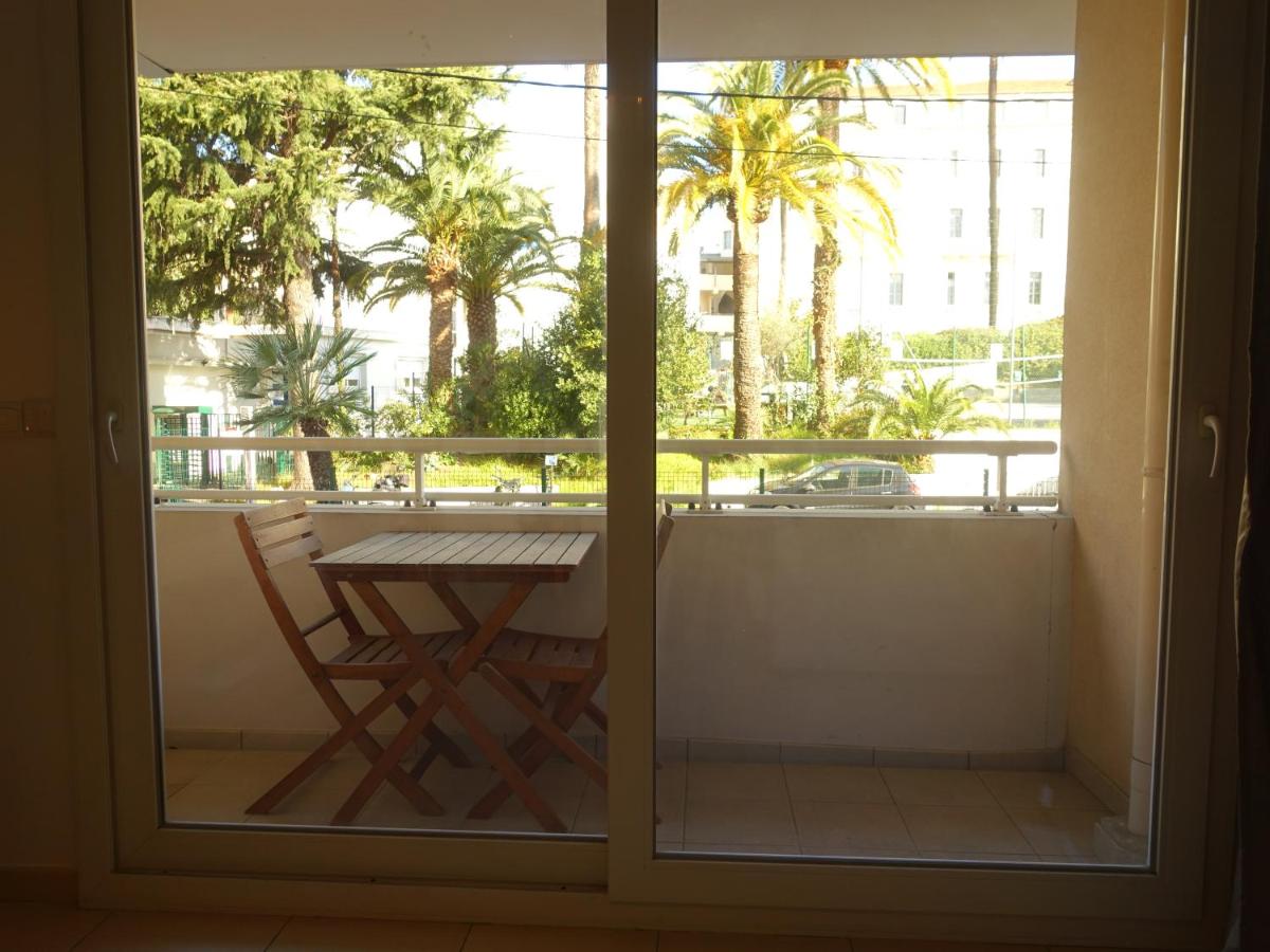 Lovely Appartement with Balcony 5min train station - Housity