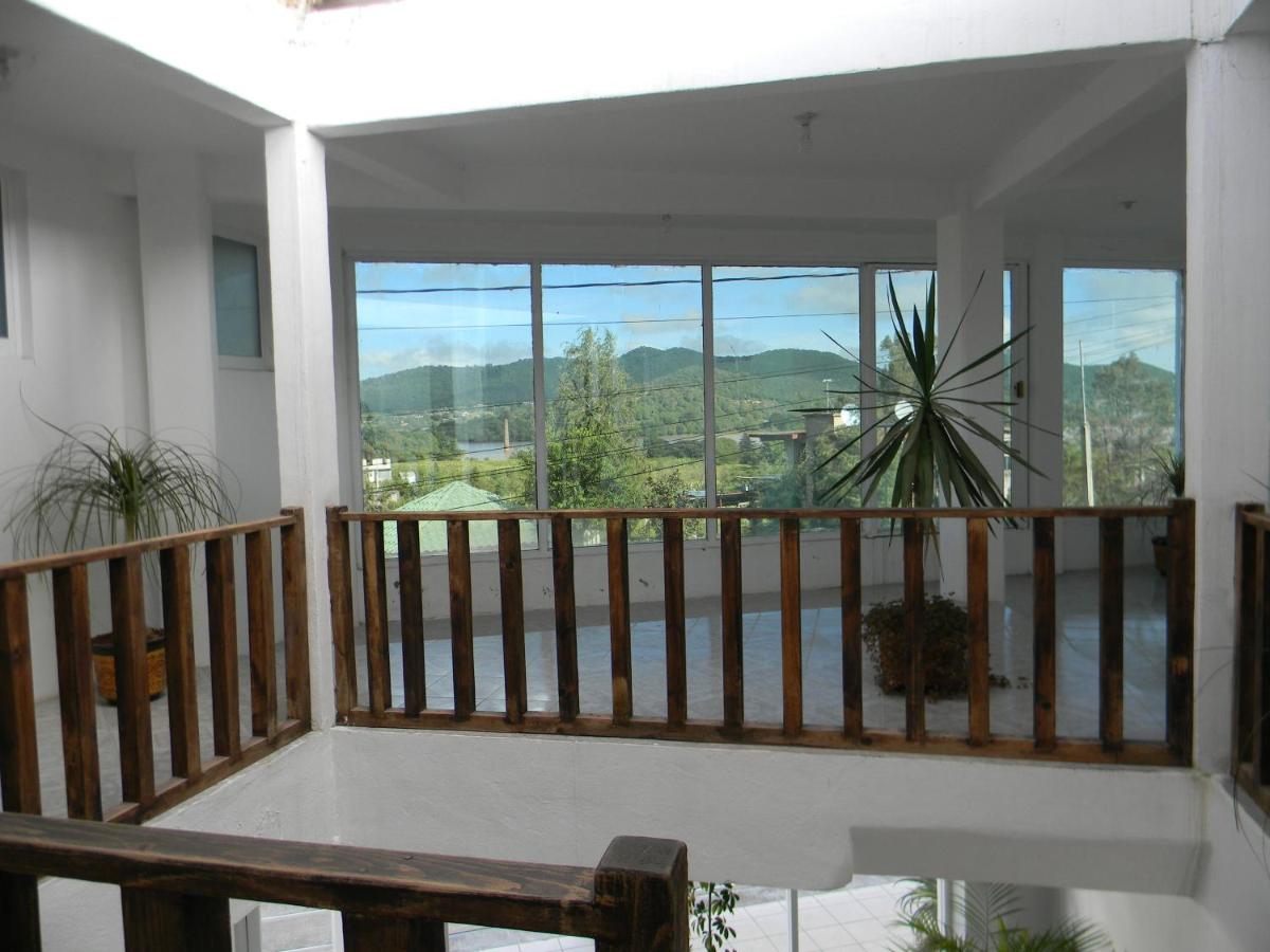 Hotel Lienzo Charro II - Housity
