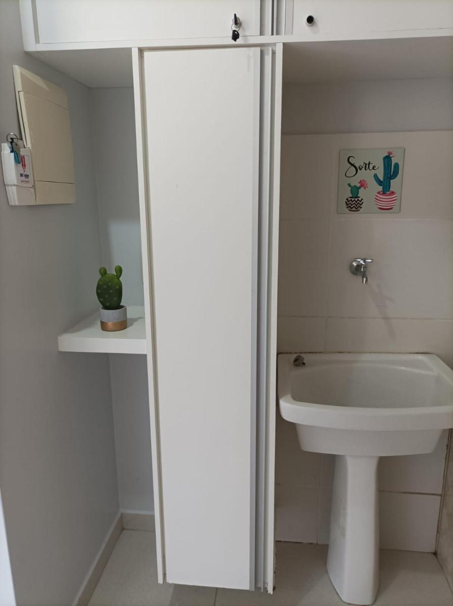 Suitetrails - ALDEIA do LAGO Caldas Novas Lindo Apt com Cozinha Mobília Nova Pode Levar Bebidas na Área das Piscinas