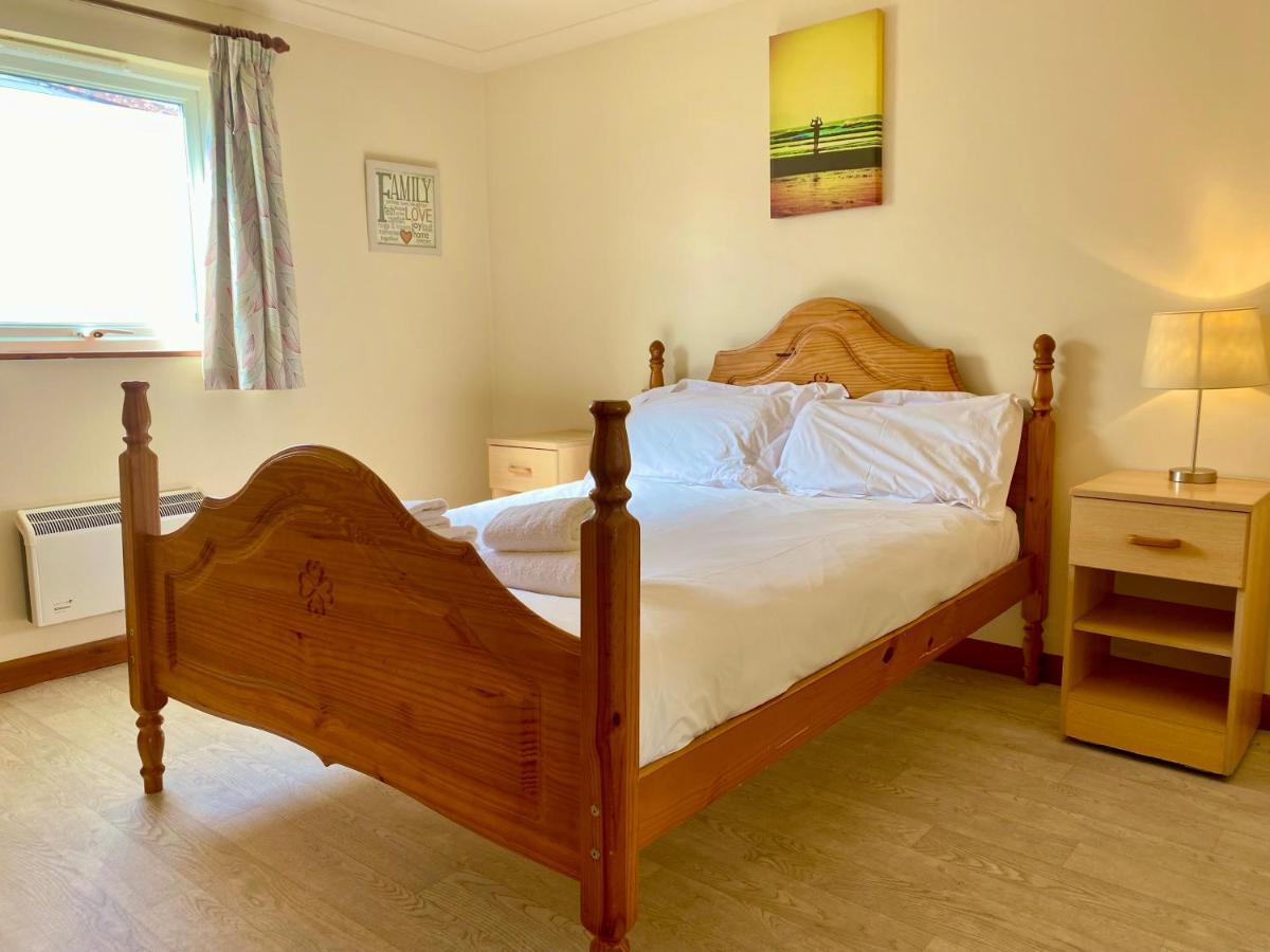 Walking On Waves Surf Camp & Lodge - Housity