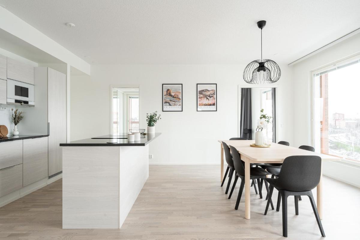 2ndhomes Tampere "Kaplan #1" Grand Luxury Apartment - Sauna & Two Balconies - Housity