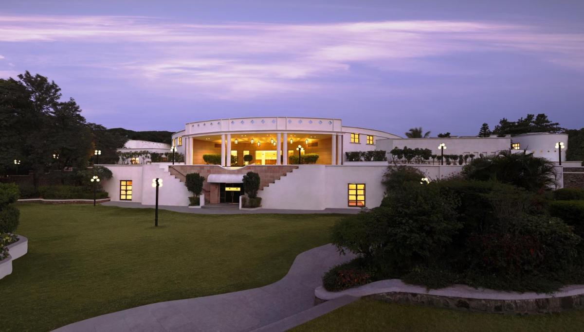 Lemon Tree Hotel, Aurangabad - Housity