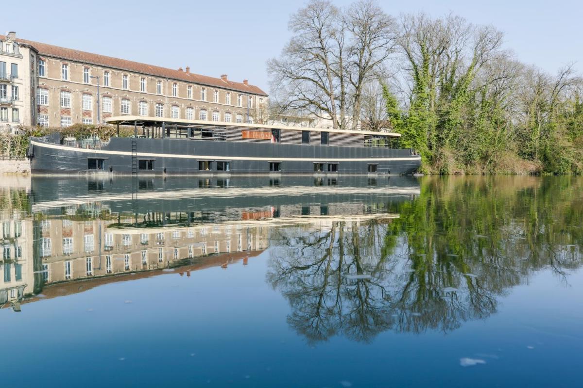 Savy Hôtel - Housity