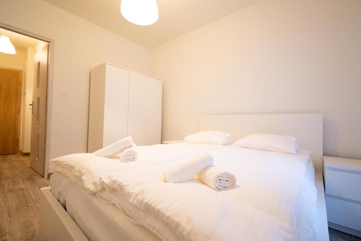 Apartament Charlie - Housity