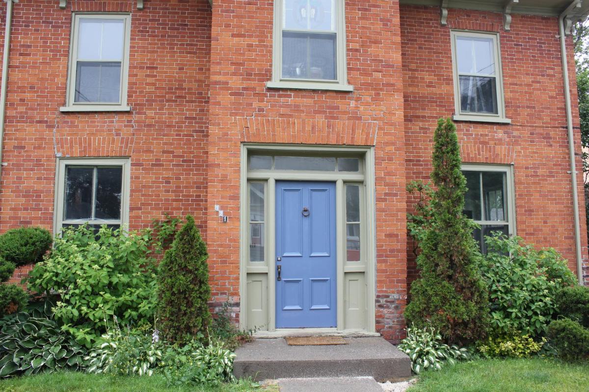 County Cove - Picton Suite - Housity