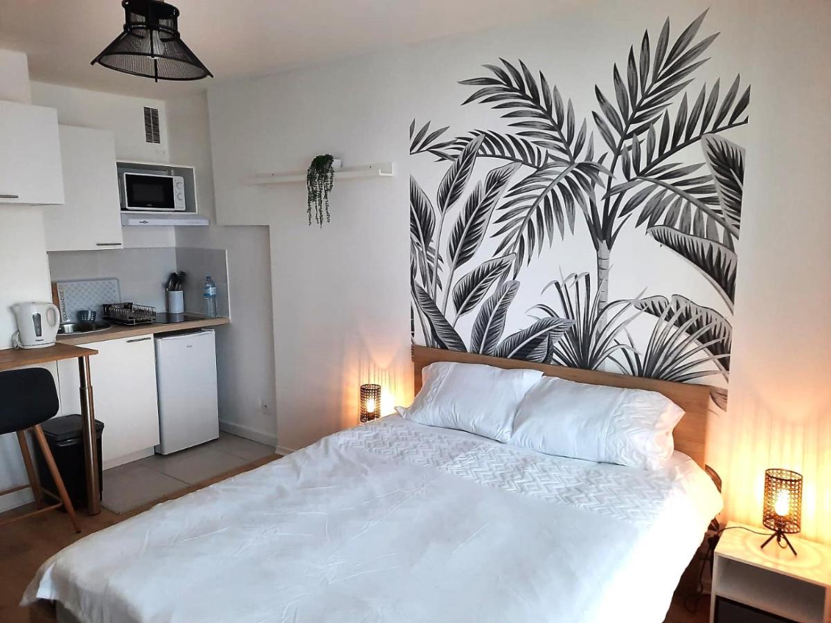 Le levant - avec loggia - à 20m de la plage - Housity