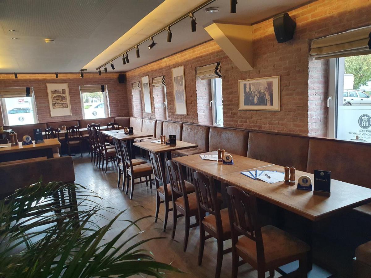 Hofbräu Zur Schönen Aussicht mit Restaurant - Housity
