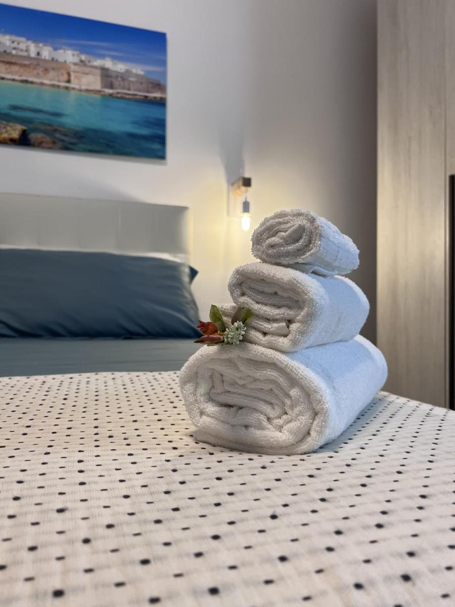 The Pellis - Housity