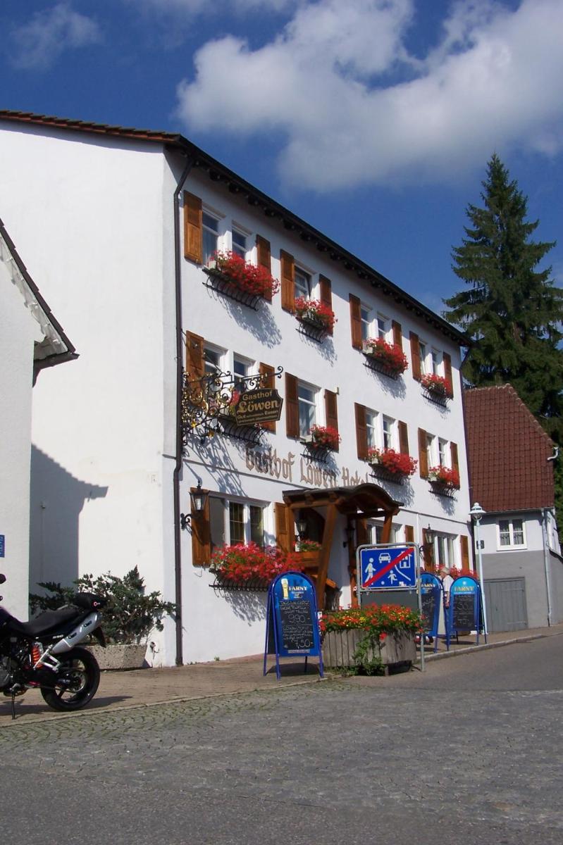 Gasthof Hotel Löwen - Housity