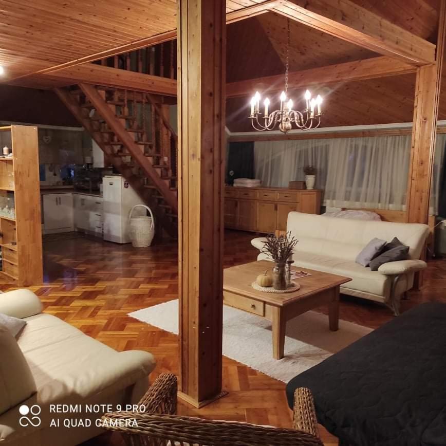 Suitetrails - Lavendel Apartman