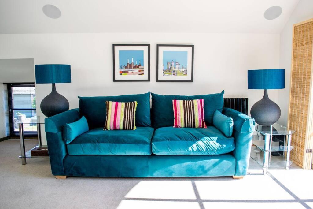 Woodmill Arches - Designer Barn Conversion for Two - Housity