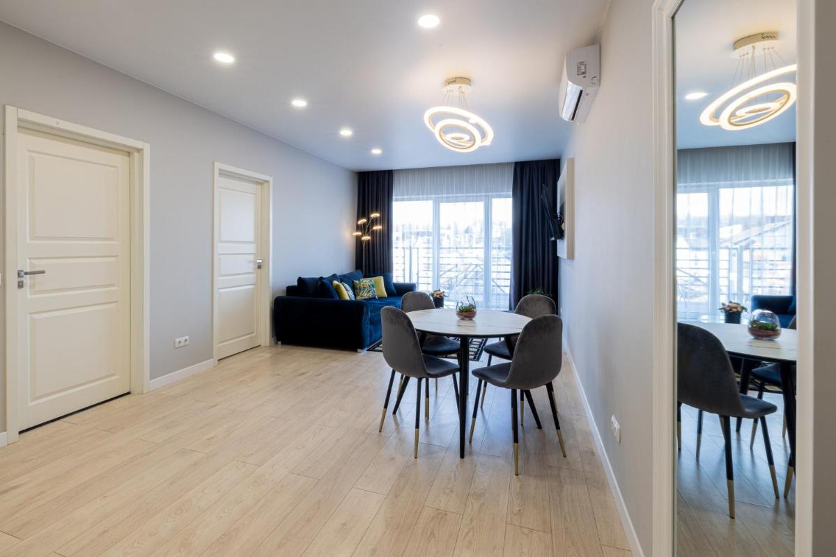 DHARMA Stay APARTAMENTAI su terasa ir vaizdu į miestą - Housity
