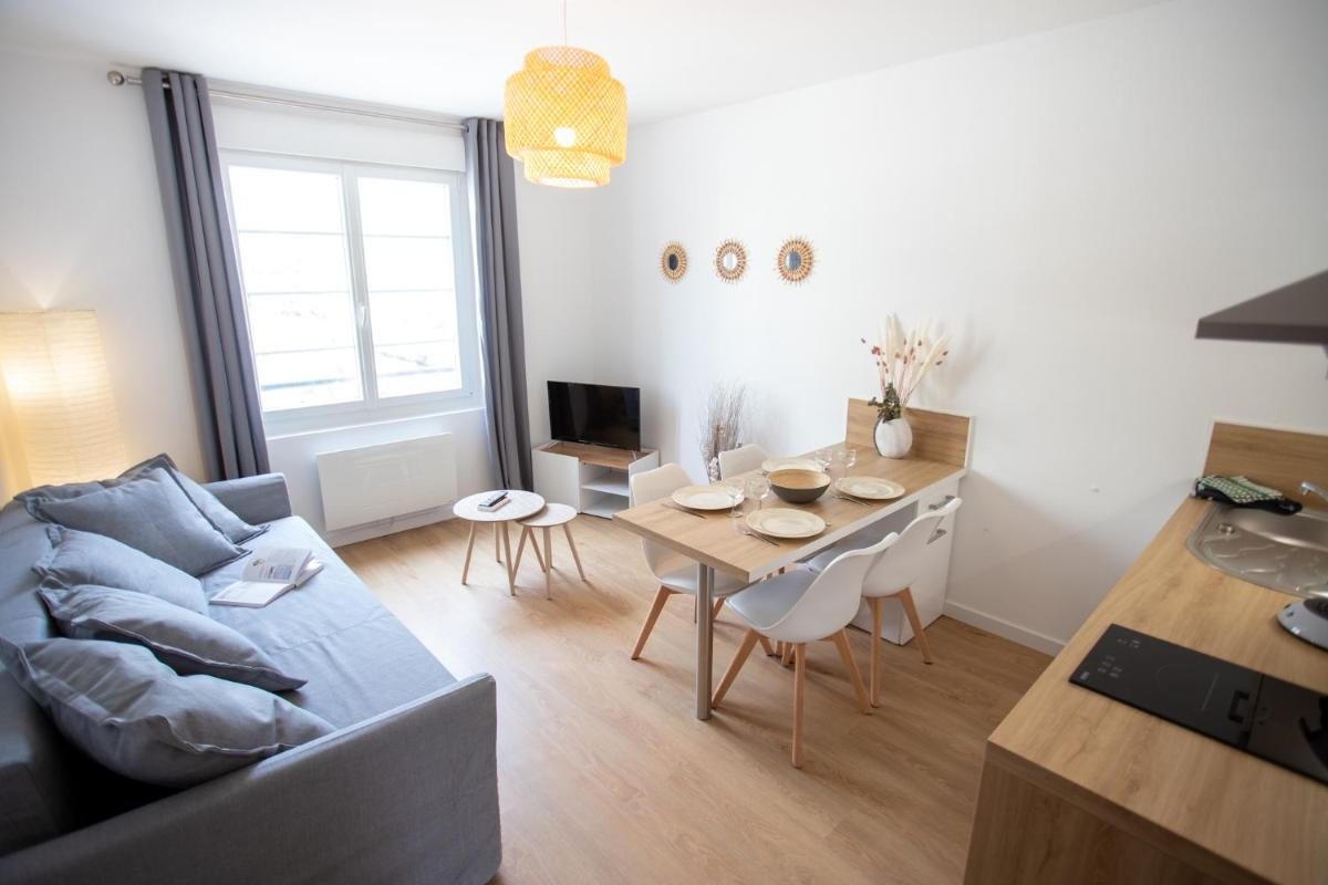 4 pers centre-ville / 300M Plage - Hizvo