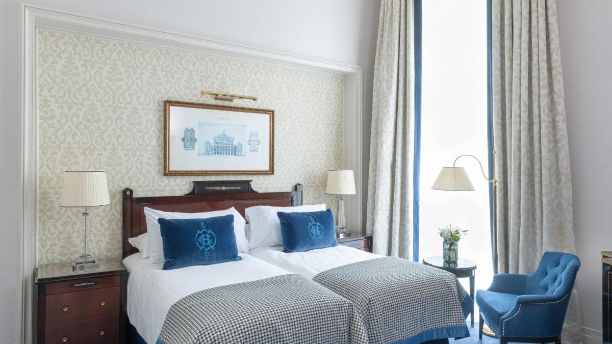 Un ou plusieurs lits dans un hébergement de l'établissement InterContinental Paris Le Grand by IHG