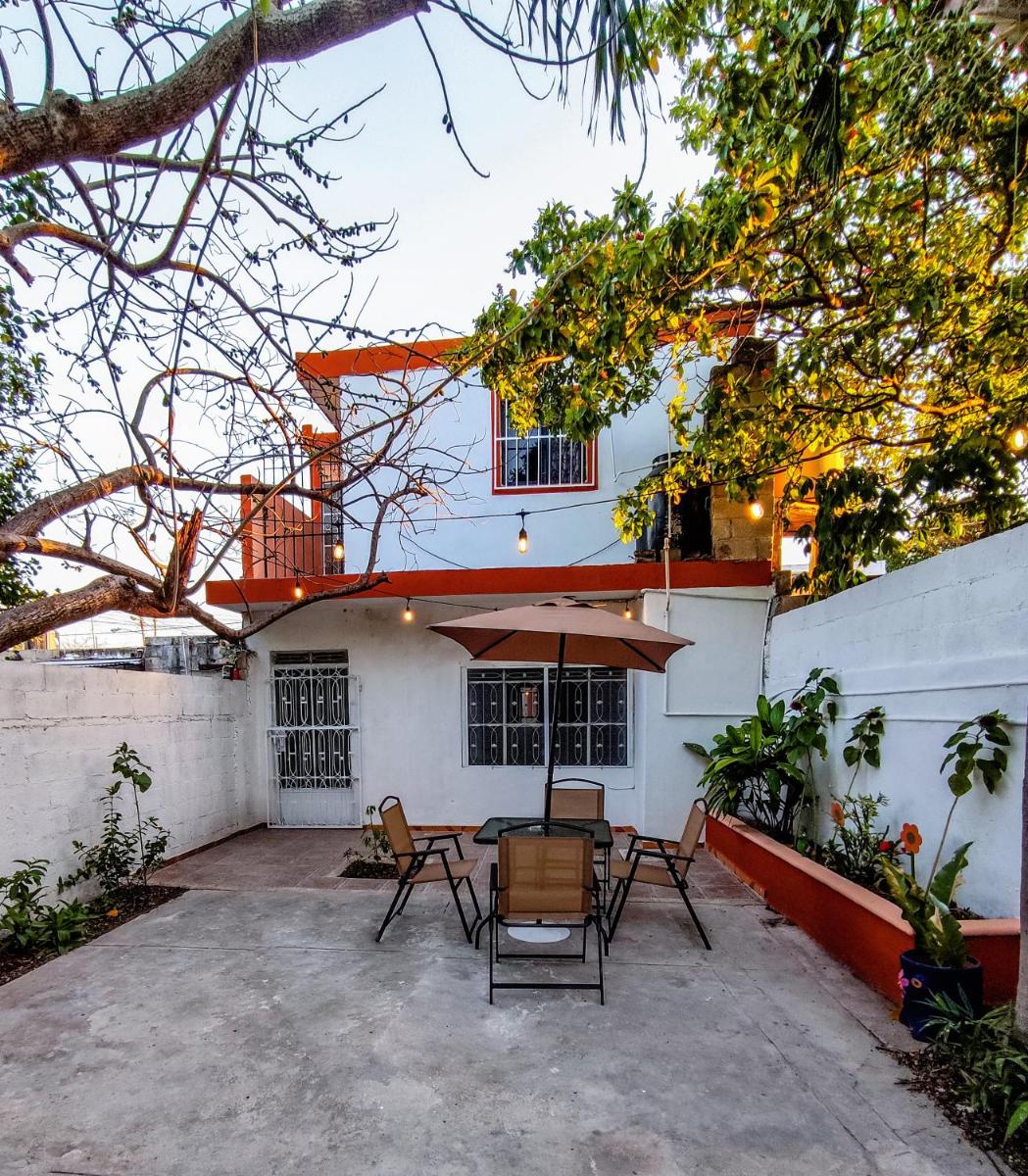 Casa Los Girasoles - Housity