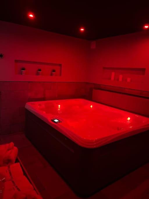 Chambre privatif spa - Housity