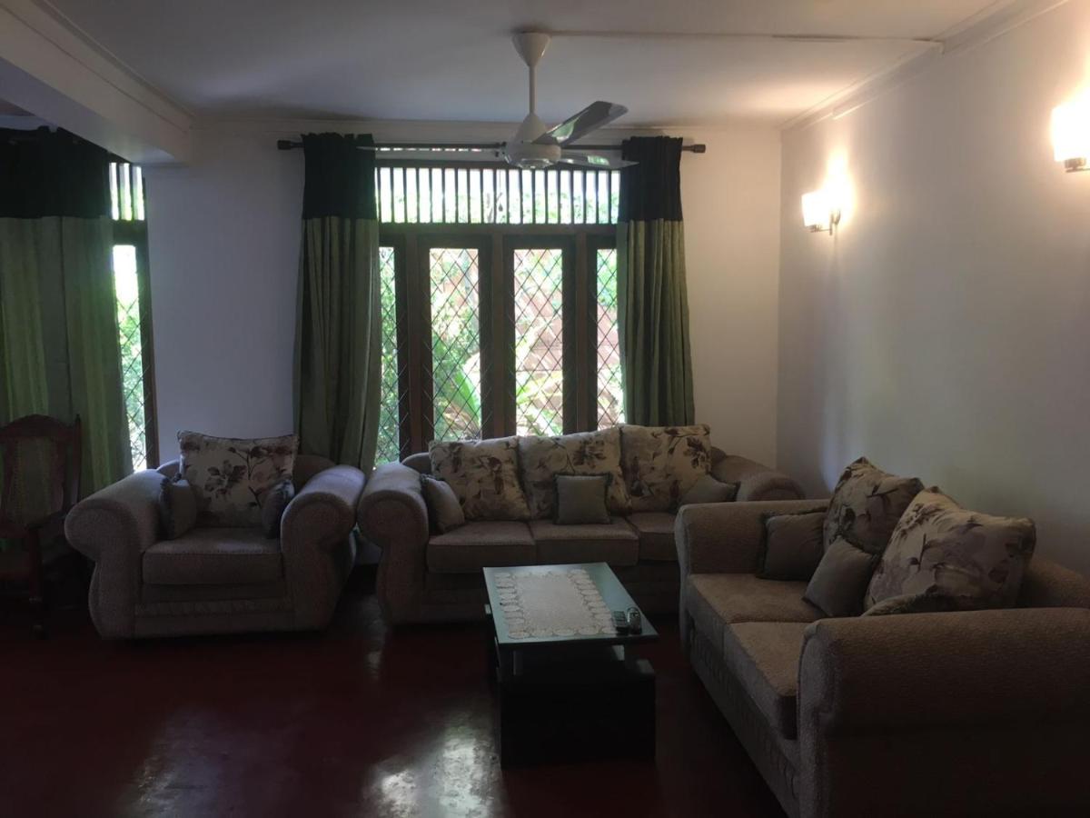 Central residence Rajagiriya-Entire House - Housity