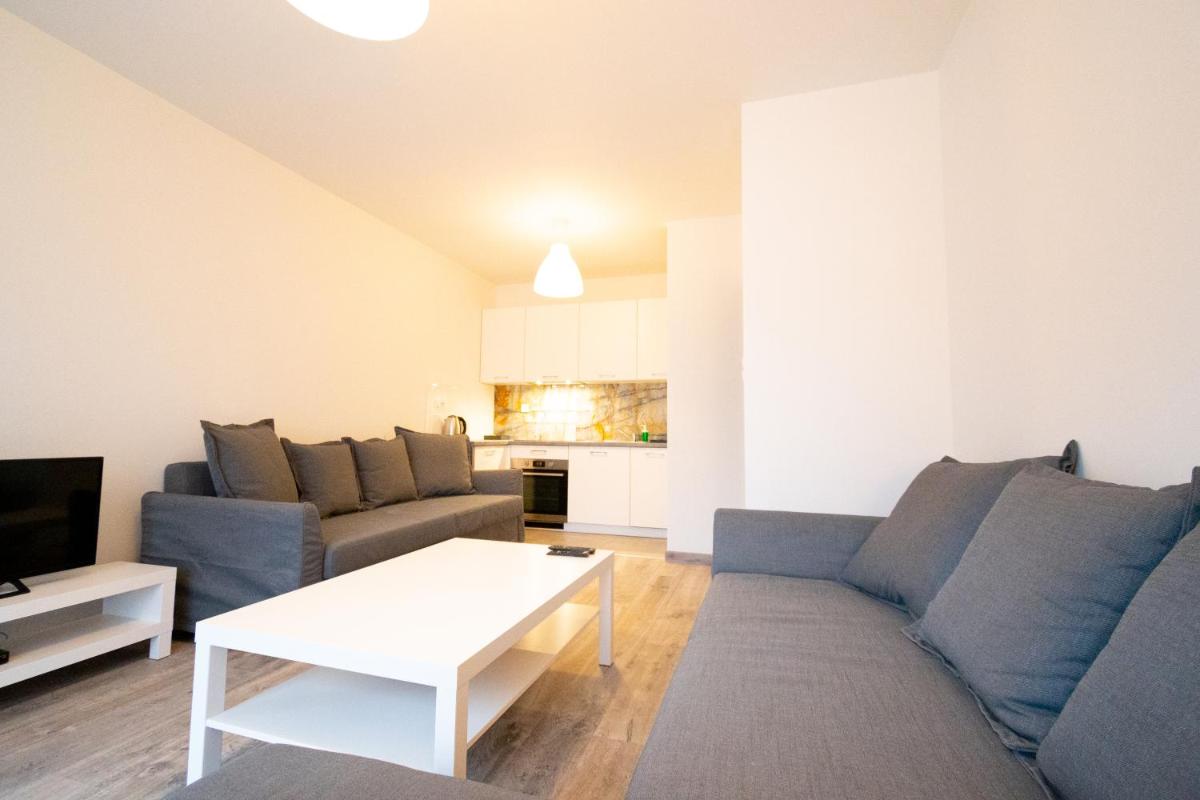 Apartament Bravo - Housity