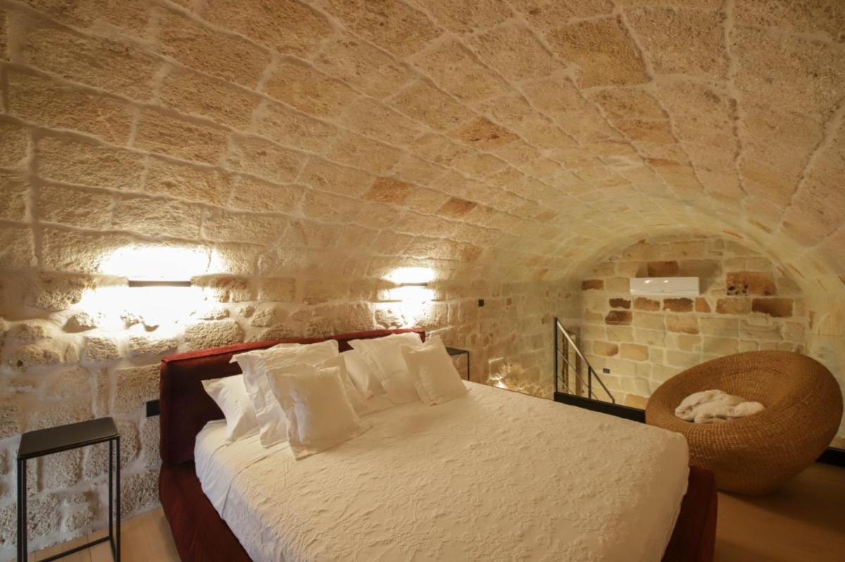 SUITE & SPA VIA VENETO - Housity