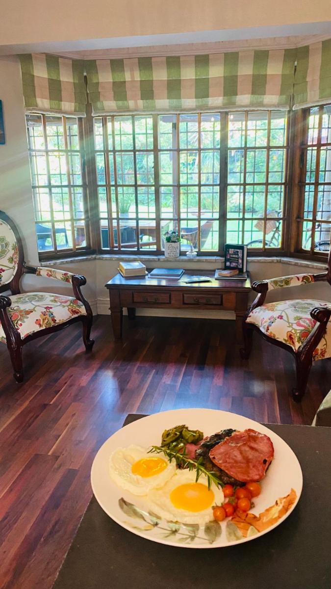 Hidden Gem Art Guesthouse , one of a kind - Housity