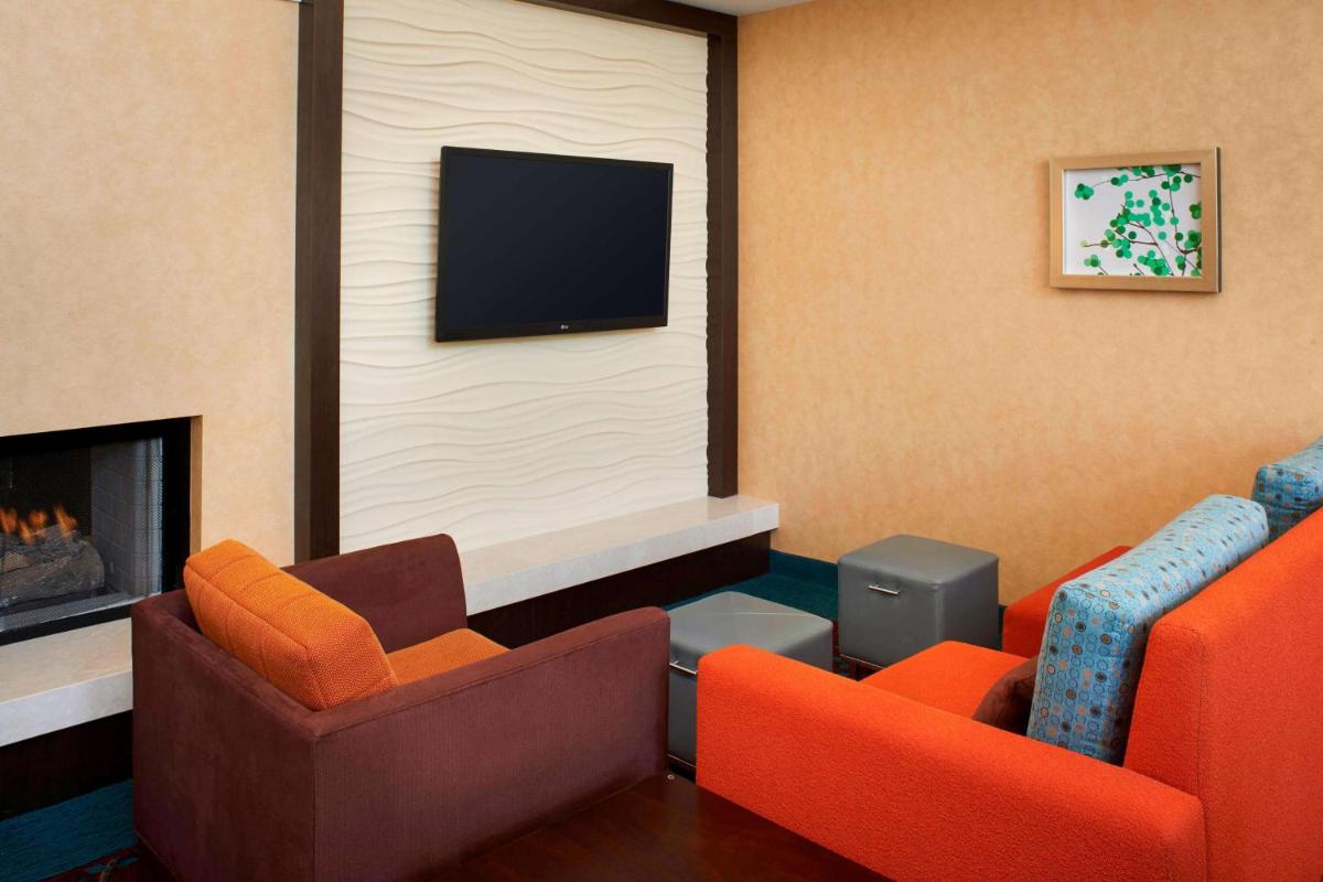 Sonesta ES Suites Chicago Waukegan Gurnee - Housity
