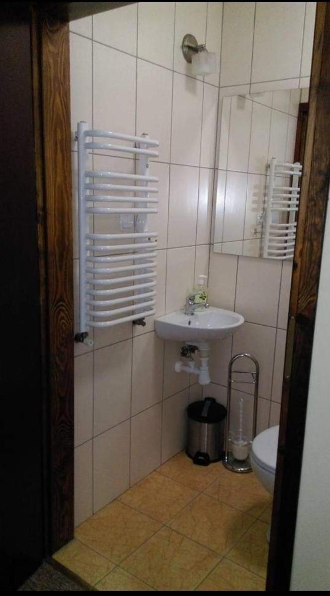 Hostel Niedomice - Housity