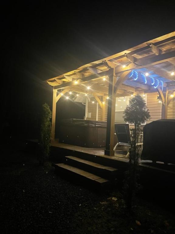 Pocono Vacation Home - for large family gatherings - Housity