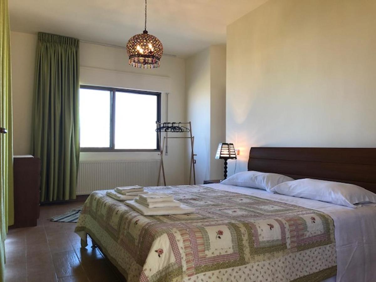 Charming House in Amman + Balcony - Housity