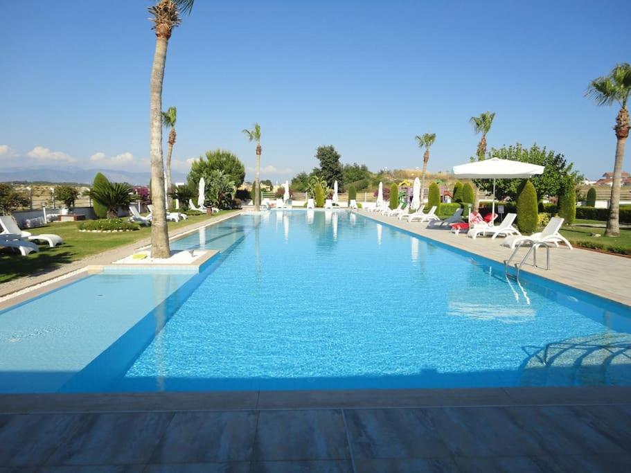 Suitetrails - Luxury Modern Private Villa in Side