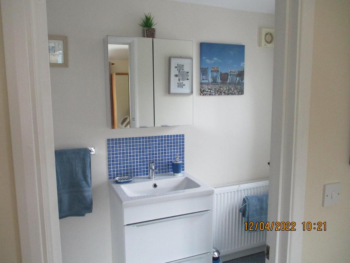 Midsummer Cottage - Housity